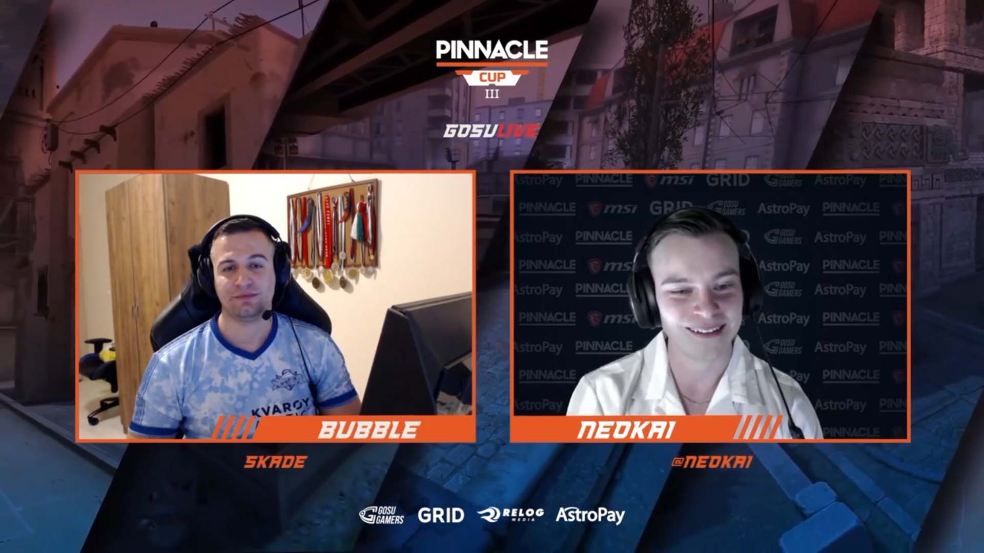 Kamen Kostadinov speaking with commentator Neokai